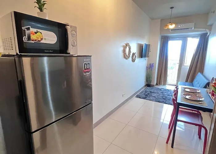 Unistay Coast Res R19 W Bal Sunset Vw Worldtrade Apartment